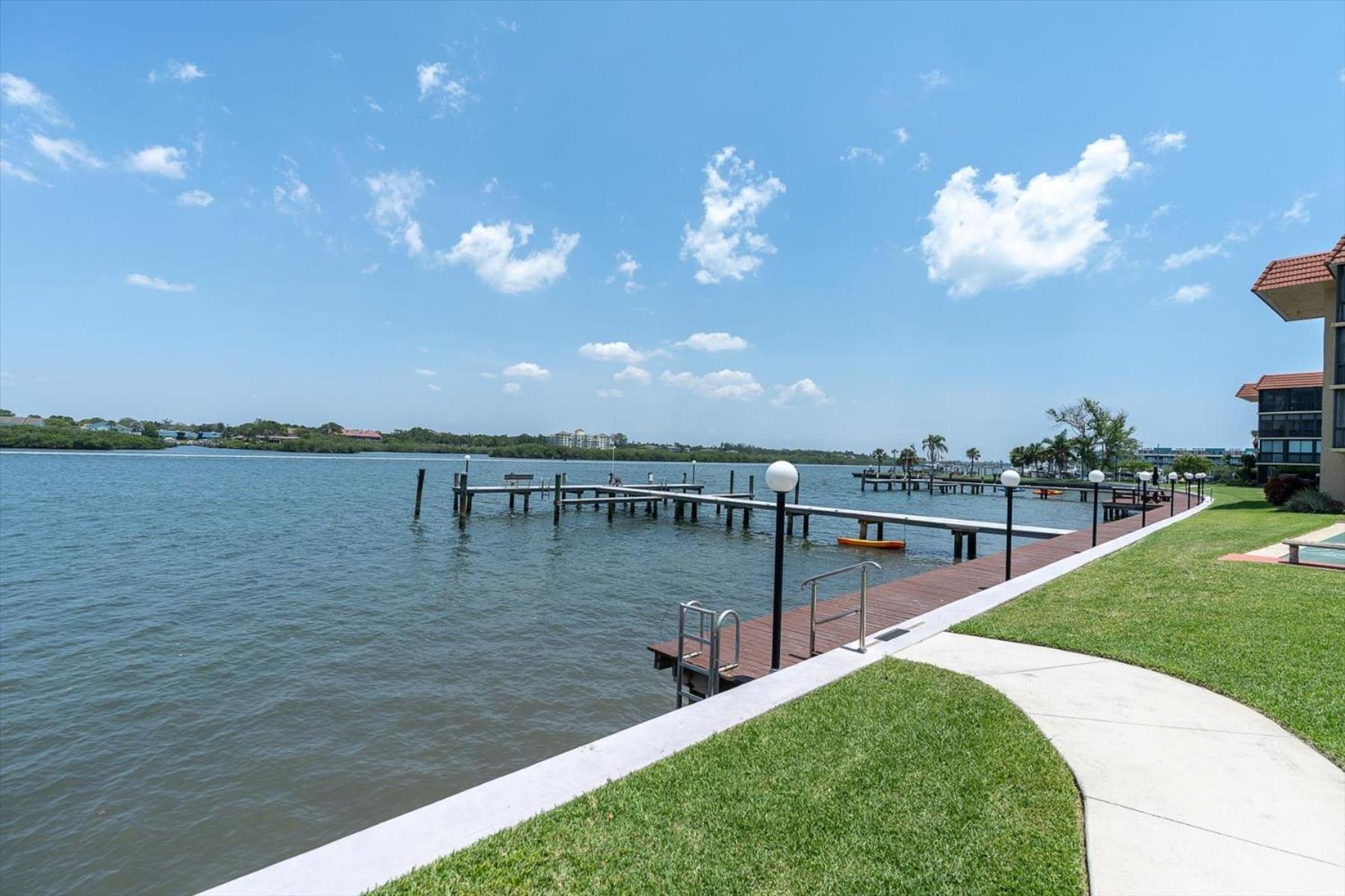 Indian Shores Waterway View, Walk To Beach, Pool Hot Tub, Dock Clearwater Beach Exterior foto